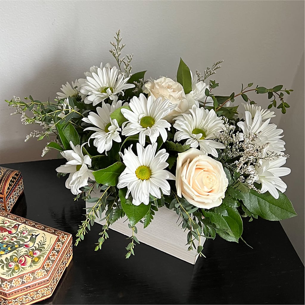Fresh Linen Box Bouquet – Jose Arrangements, Los Angeles CA