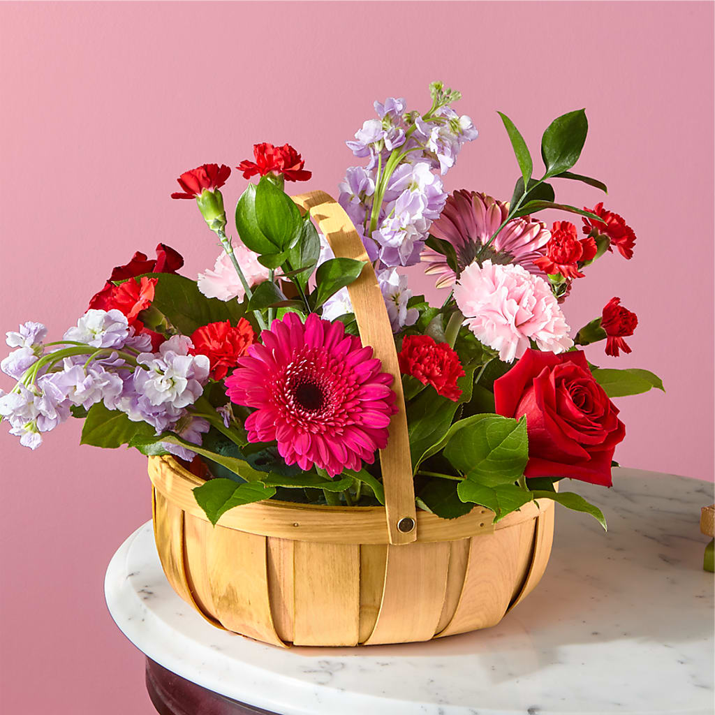 Pink Picnic Basket – Jose Arrangements, Los Angeles CA