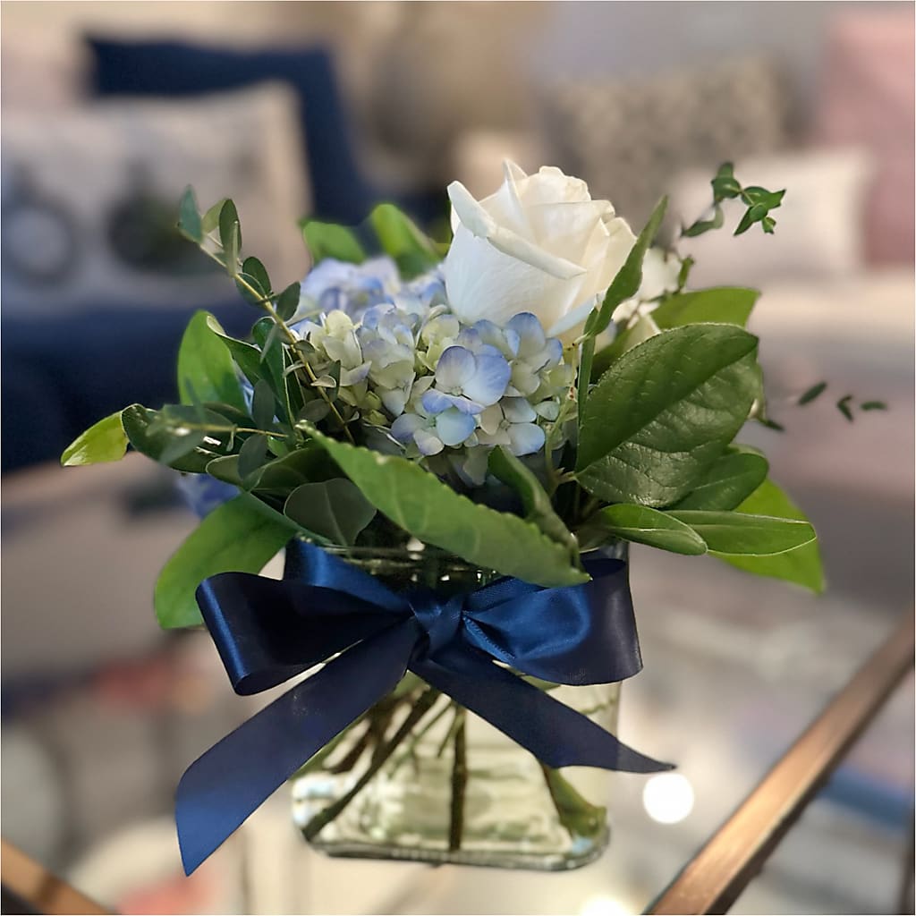 Sky Blue Delight Bouquet –  Jose Arrangements, Los Angeles CA